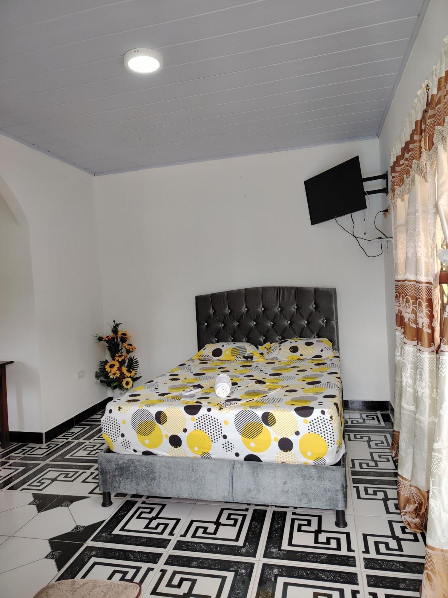 לטיסייה Hotel Alto Amazonas מראה חיצוני תמונה