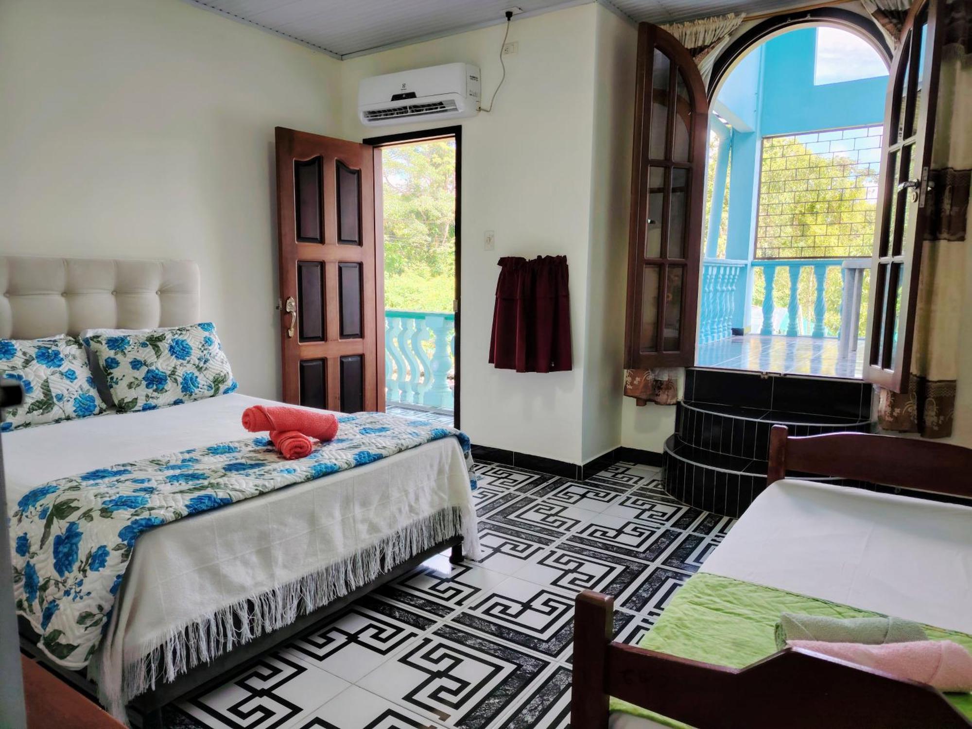 לטיסייה Hotel Alto Amazonas מראה חיצוני תמונה
